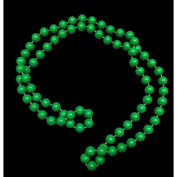 Long Casual Green Plastic Beaded Necklace - Picture 1 of 5